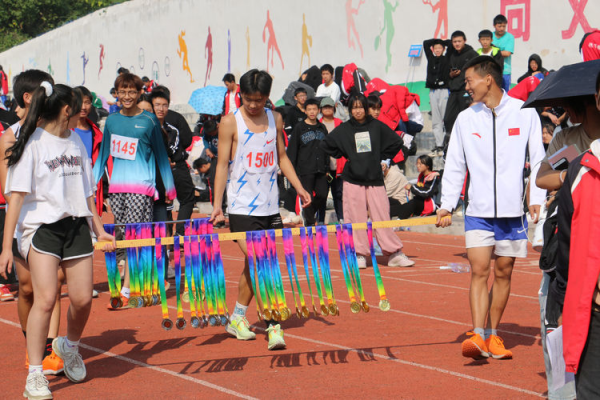 常德德才科技职业学校,常德招生就业,电子商务专业学校,专业学校报考哪里好