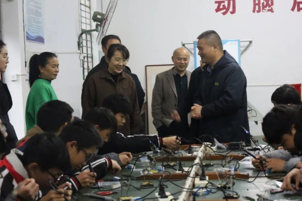 常德新德才职业学校,常德新德才,常德招生就业,电子商务专业学校,专业学校报考哪里好